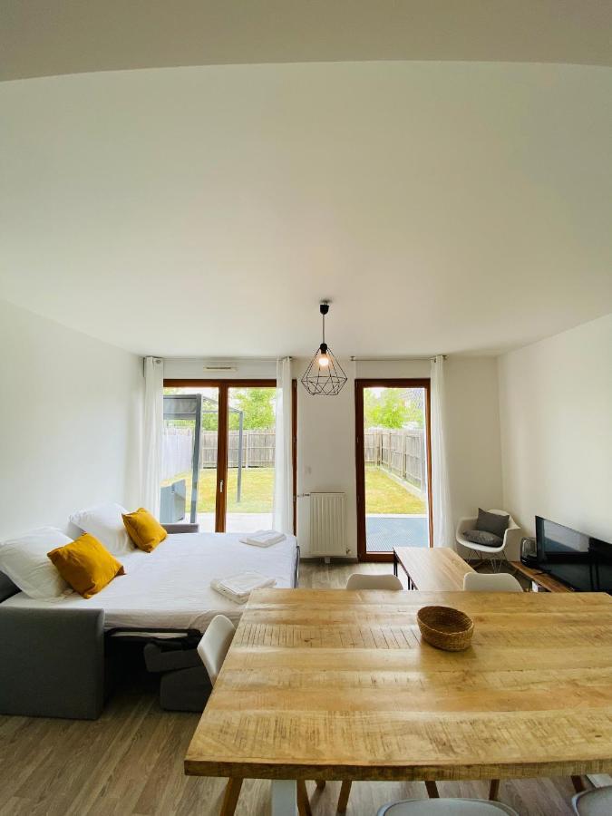 Family Apartment Disneyland-Paris, Garden&Parking Montévrain Exteriör bild
