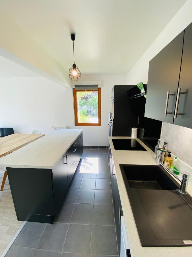 Family Apartment Disneyland-Paris, Garden&Parking Montévrain Exteriör bild